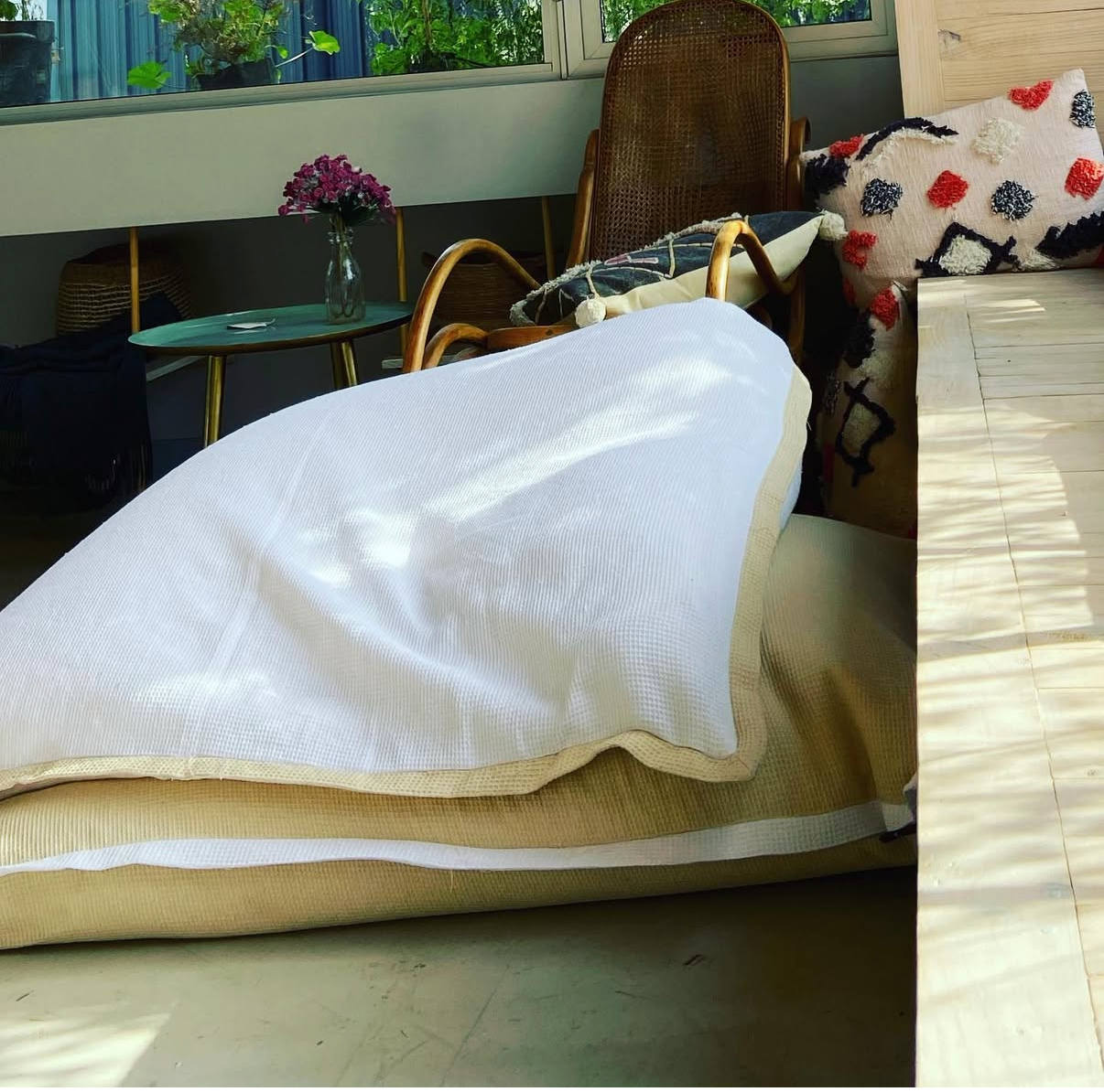 Waffle Blanco con Beige